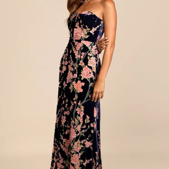 Lulus Bloom In Mind Navy Blue Floral Print Velvet Strapless Maxi Dress - Picture 2 of 4